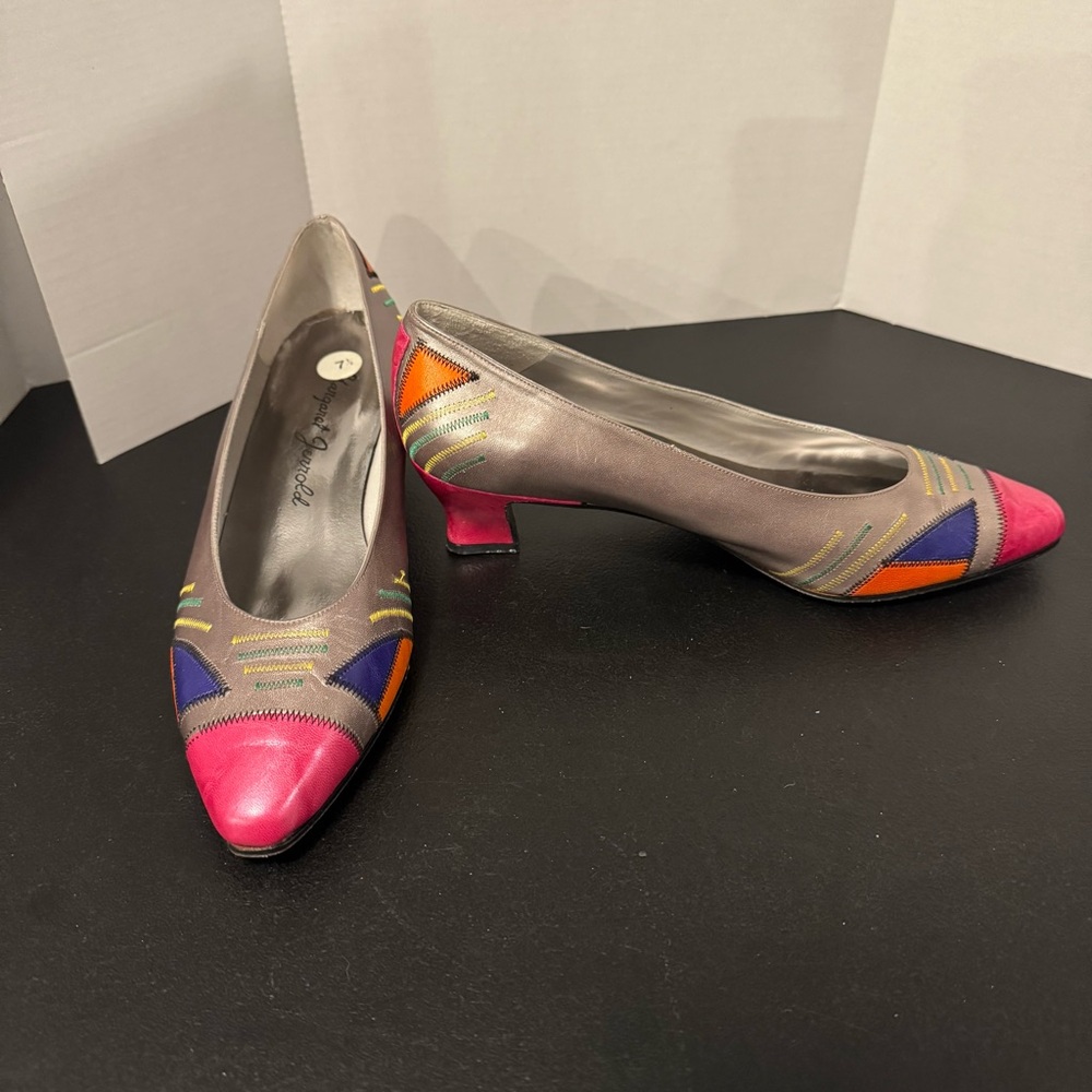 Margaret Jerrold Vintage Metallic Kitten Heels with Embroidered Heel | Size 7.5